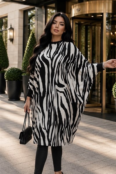 Siyah Zebra Oversize Tesettür Tunik