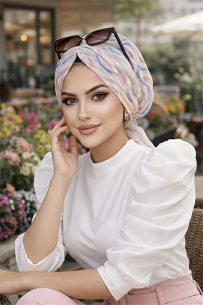 Soft Renkler Geometrik Desen Tül Tokalı Bone