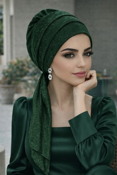 Zümrüt Işıltılı Atkılı Bone