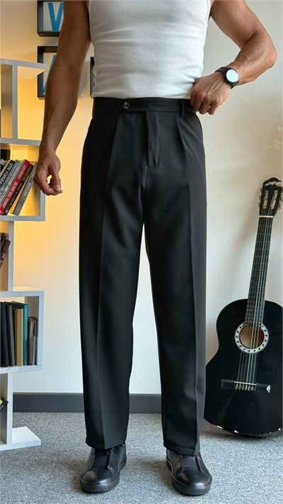 Siyah Bel Detaylı Baggy Pantolon