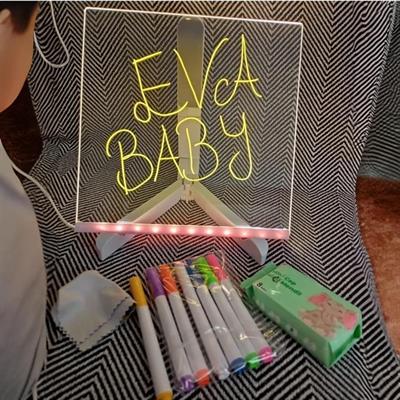 Sunup SN-27128 Dekoratif LED Aydınlatmalı Şeffaf Işıltılı Yazı - Çizim Panosu Tableti - 7 Renk Kalemli Set