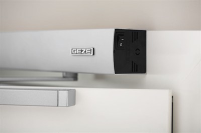GEZE ECturn 131975 Otomatik Kapı Motoru | 125 kg
