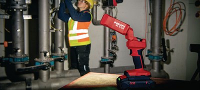 Hilti SL 2-22 Akülü LED Çalışma Işığı / Fener