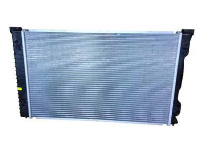 Audi A4 II 2.4i Otomatik 06/01- Su Radyatörü - Brazing
