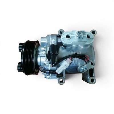 Ford Focus Klima Kompresörü (OEM 1123560)