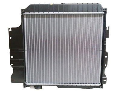 Jeep Wrangler 2.5 Manuel/Otomatik 87- Su Radyatörü - Brazing