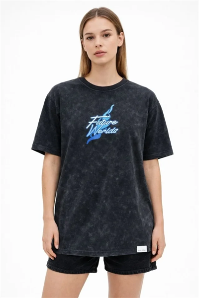 Asit Yıkamalı Oversize Tişört Future Worlds Baskılı Bisiklet Yaka Kısa Kollu Streetwear %100 Pamuk Street Style T-Shirt - Siyah