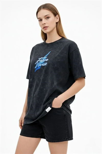 Asit Yıkamalı Oversize Tişört Future Worlds Baskılı Bisiklet Yaka Kısa Kollu Streetwear %100 Pamuk Street Style T-Shirt - Siyah