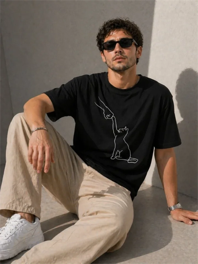 Erkek Minimal Kedi Çizim Baskılı Tişört Kısa Kol Yazlık T-Shirt - Siyah