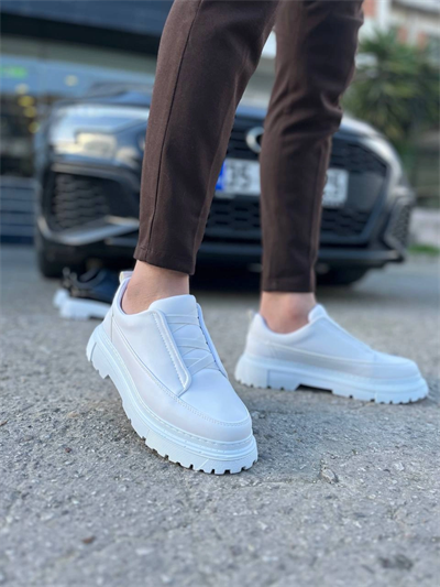 KB-703 Kuback Beyaz Cilt Lastikli Günlük Erkek Ayakkabı