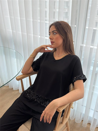 Kadın Kısa Kollu V Yakalı Pul Payetli Viskon Iki Iplik Bluz Ve Pantolon Ikili Takım