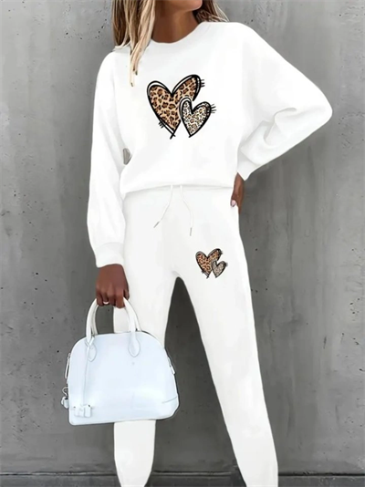 Kadın Uzun Kollu Bisiklet Yaka Kalp Desenli şardonlu üç Iplik Bluz Ve Pantolon Ikili Takım