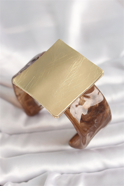 Kahverengi Mermer Desen Akrilik Plastik Gold Kare Plaka Model Vintage Kadın Bilezik