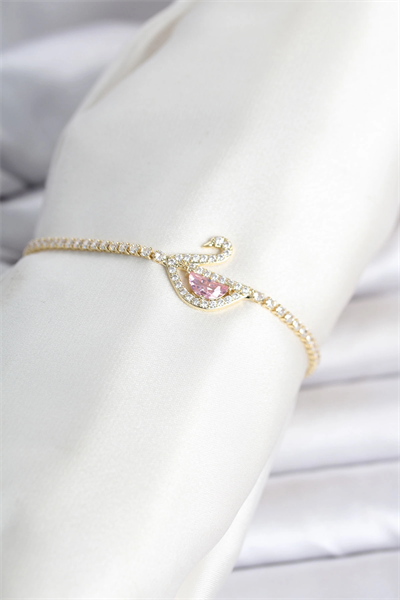 Pirinç Gold Renk Zirkon Taşlı Swan Model Su Yolu Kadın Bileklik