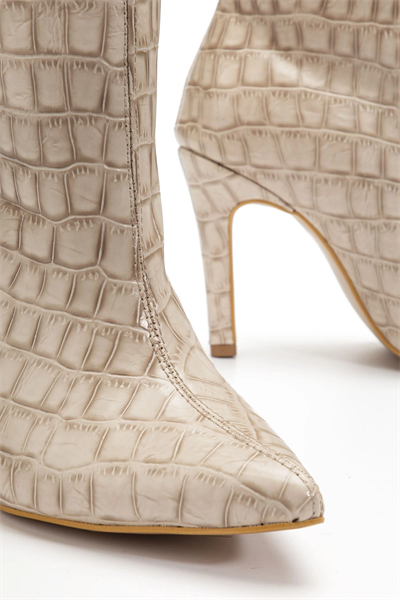 SYT-2004 Bej Kroko Günlük Bayan Çizme