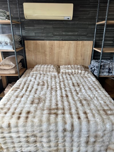 İpekçe Alvina Leopar 3 Parça Yatak Örtüsü Seti - 220x240 cm Ultra Yumuşak Tavşan Tüyü Efektli