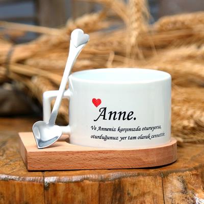 Anne Tasarımlı İsimli ve Harf Tasarımlı Ahşap Standlı Kaşıklı Lüks Çay/Fincan Seti