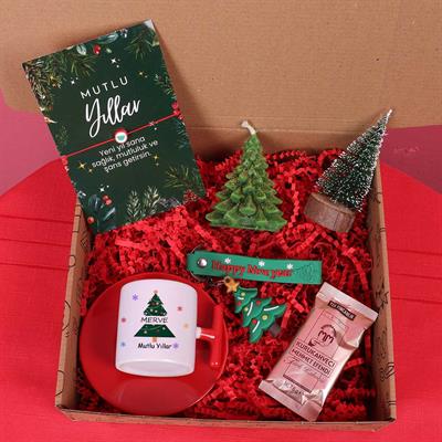 Yılbaşı Temalı Çam Ağacı Konseptli İsimli Yeni Yıl Hediye Kutusu