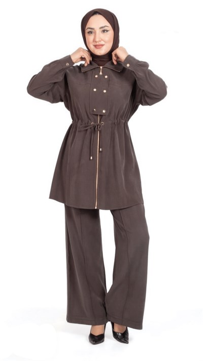 Arin Pantolonlu Takım