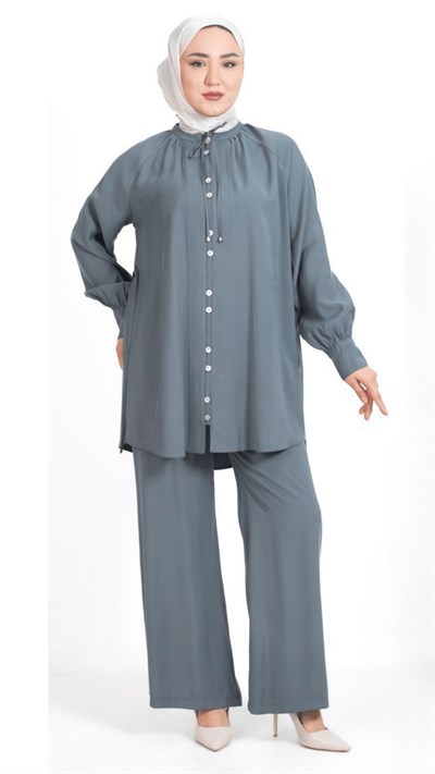 Düğmeli Pantolonlu İkili Takım