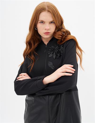 Kayra - Çiçek Aplikeli Suni Deri Garnili Ceket KA-A24-13082