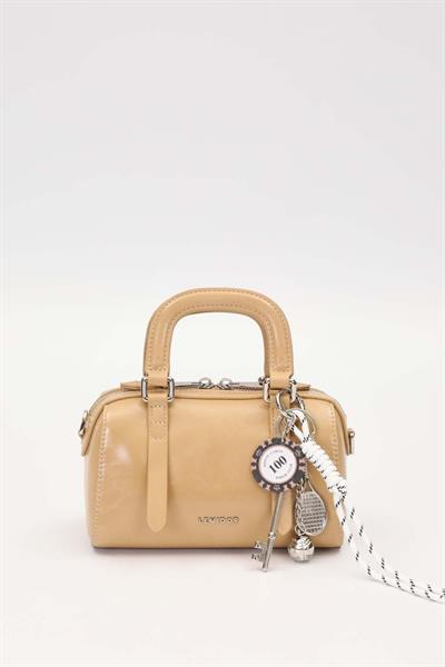 Levidor - Premium Charm Aksesuarlı El Çantası 930416