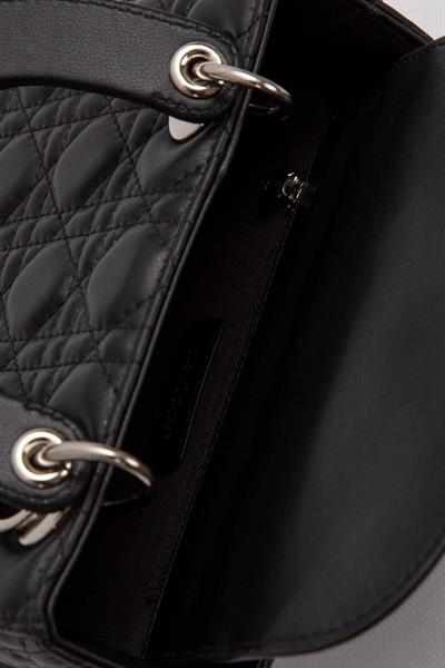 Levidor - Premium Logo Aksesuar Detaylı El Çantası 930482