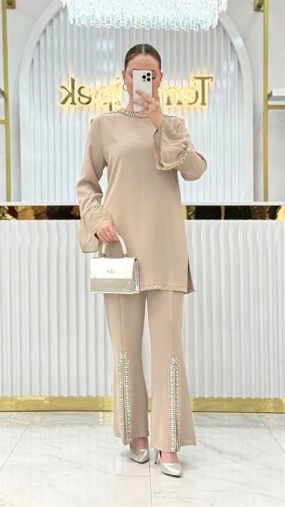 Ön Yaka Kol ve Pantolon Taş İşleme Detaylı Takım 8093