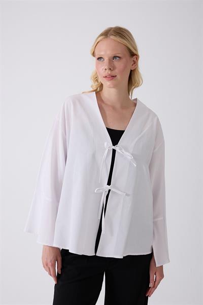 Kadın Beyaz Çift Bağlama Kimono