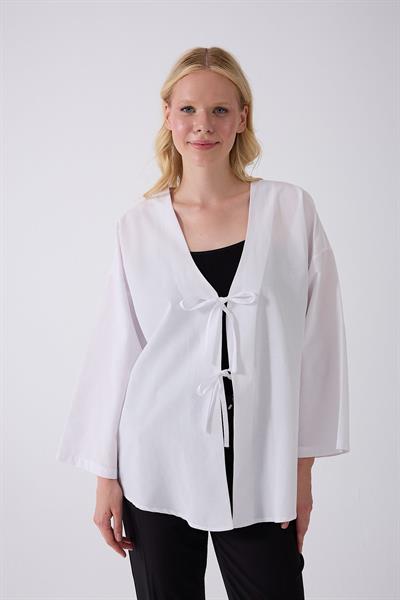 Önü Baglamalı Beyaz Kimono Tunik