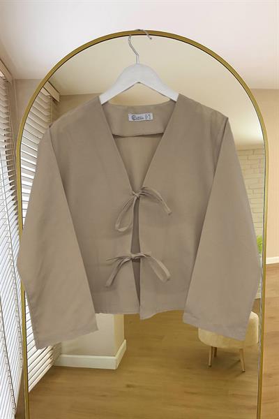 Önü Baglamalı Bej Kısa Kimono