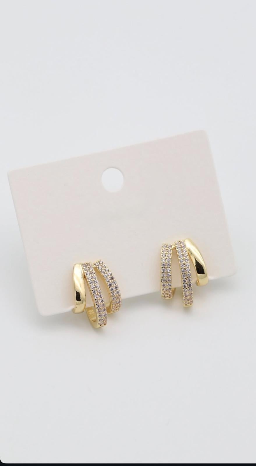 VİP SERİ İKİ SIRA ZİRKON TAŞ DETAY OVAL MODEL GOLD KÜPE