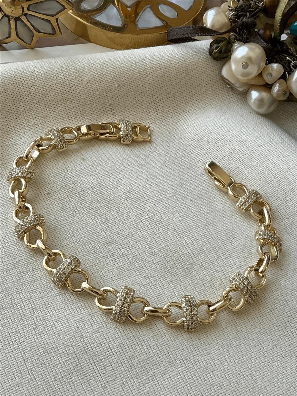 VİP SERİ ZİRKON TAŞLI DÜĞÜM MODEL GOLD BİLEKLİK