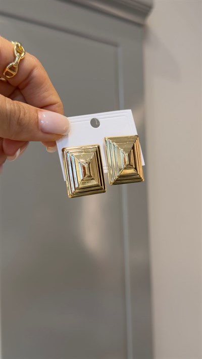 Kare Model Gold Küpe