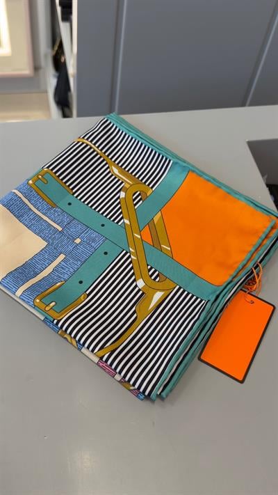 Marka Model Turuncu-Turkuaz 90x90 İpek Fular