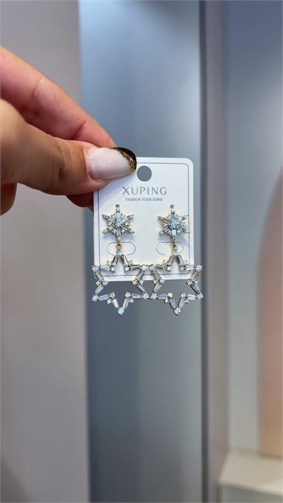 Özel Seri 14K Kristal Taşlı Sallantılı Yıldız Küpe