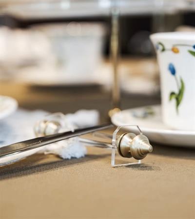 Esra Turan Çatal Bıçak Dayanağı