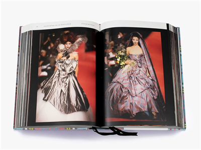 Catwalk Lv Kitap