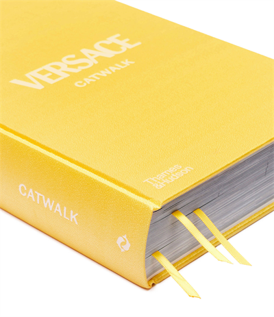 Catwalk Versace Kitap
