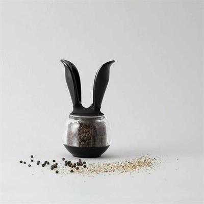 ChefN 101-235-001 Pepperball Karabıber Değırmenı-Sıyah