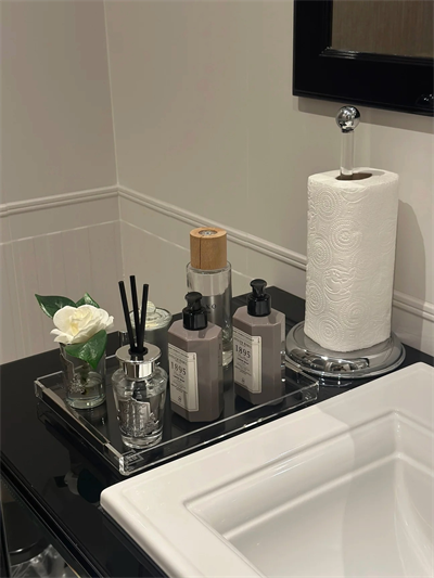 Esra Turan Gümüş Detaylı Orta Boy Tepsi