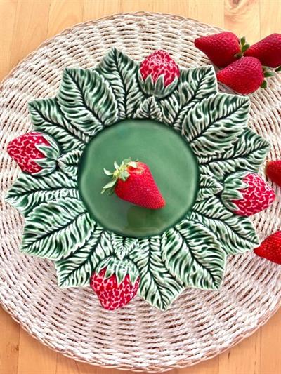 Bordallo Pinheiro 65001240 Çilek Supla Tabak