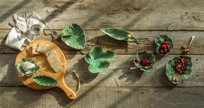 Bordallo Pinheiro 65024052 Countryside Bal Arısı Servis Tabağı