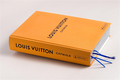 Louıs Catwalk