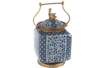 Mikasa Blue Blanc Gold Pors Dekor Kutu 14X14X27 Cm