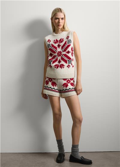 Beyaz Kolsuz Desenli Kazak