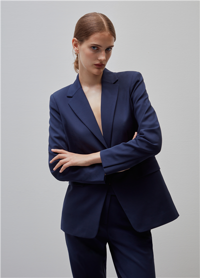 Dar Kesim Tek Düğmeli Lacivert Blazer