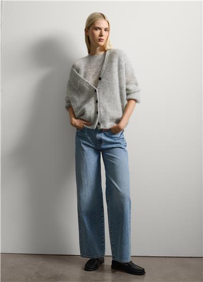 Düğmeli Gri Hırka