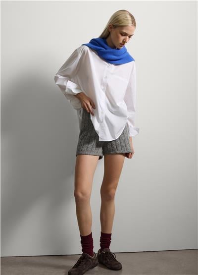 Gri Nervürlü Yün Şort