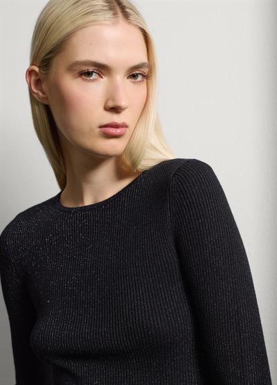 Jarse Dokulu Siyah Kazak